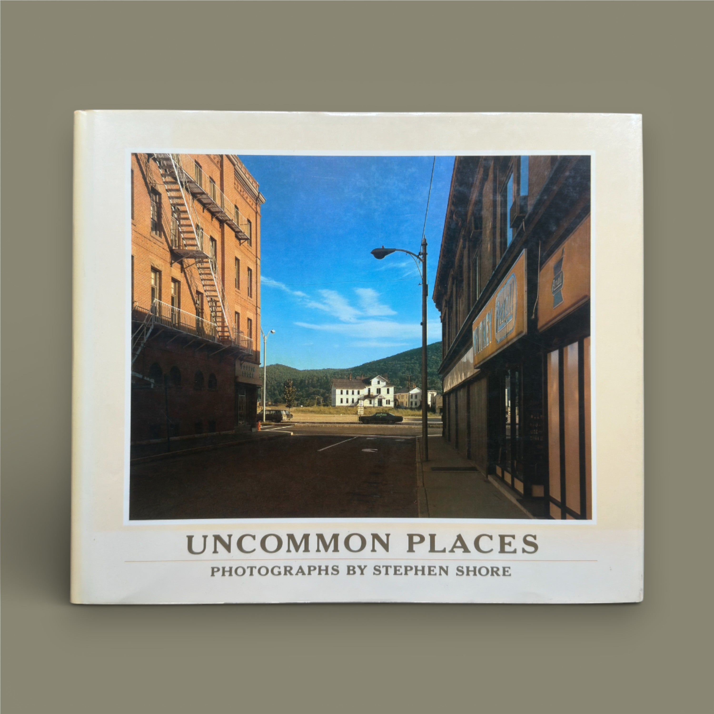 Uncommon Places — Stephen Shore, 1982, first edition with dust Uncommon Places — Stephen Shore, 1982, first edition with dust