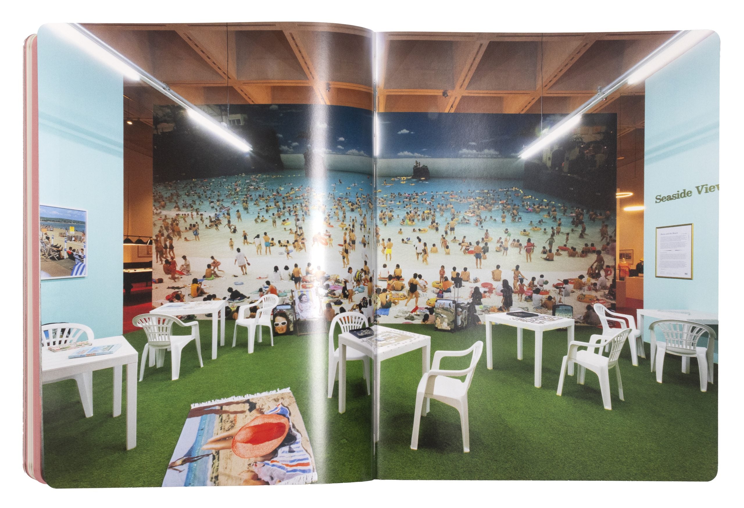 Grand Hotel Parr — Martin Parr — PhotoBookMuseum / Editorial RM — 2026