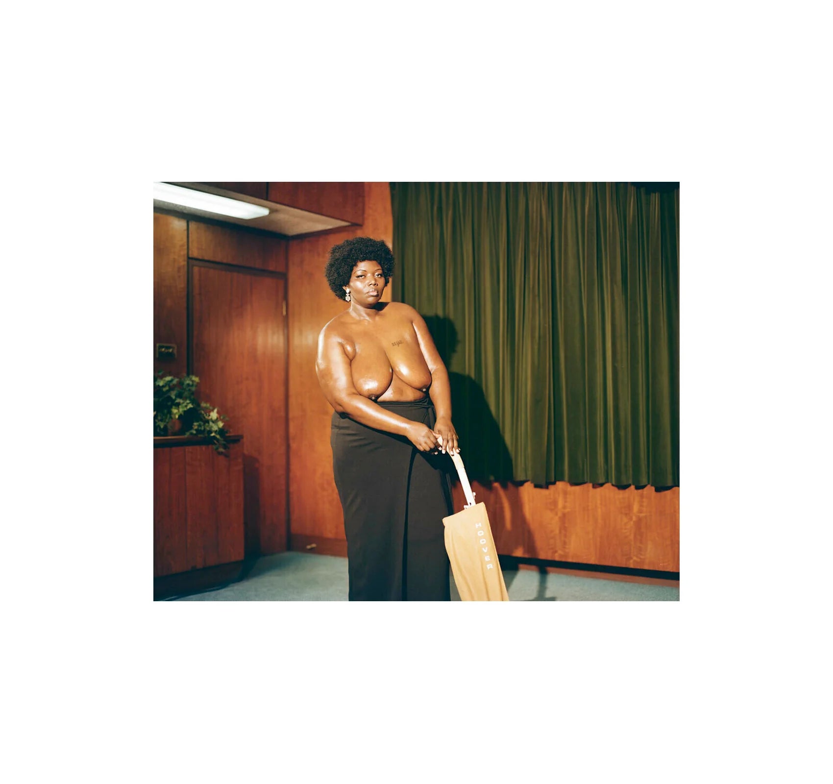 MUJERES — Nadia Lee Cohen