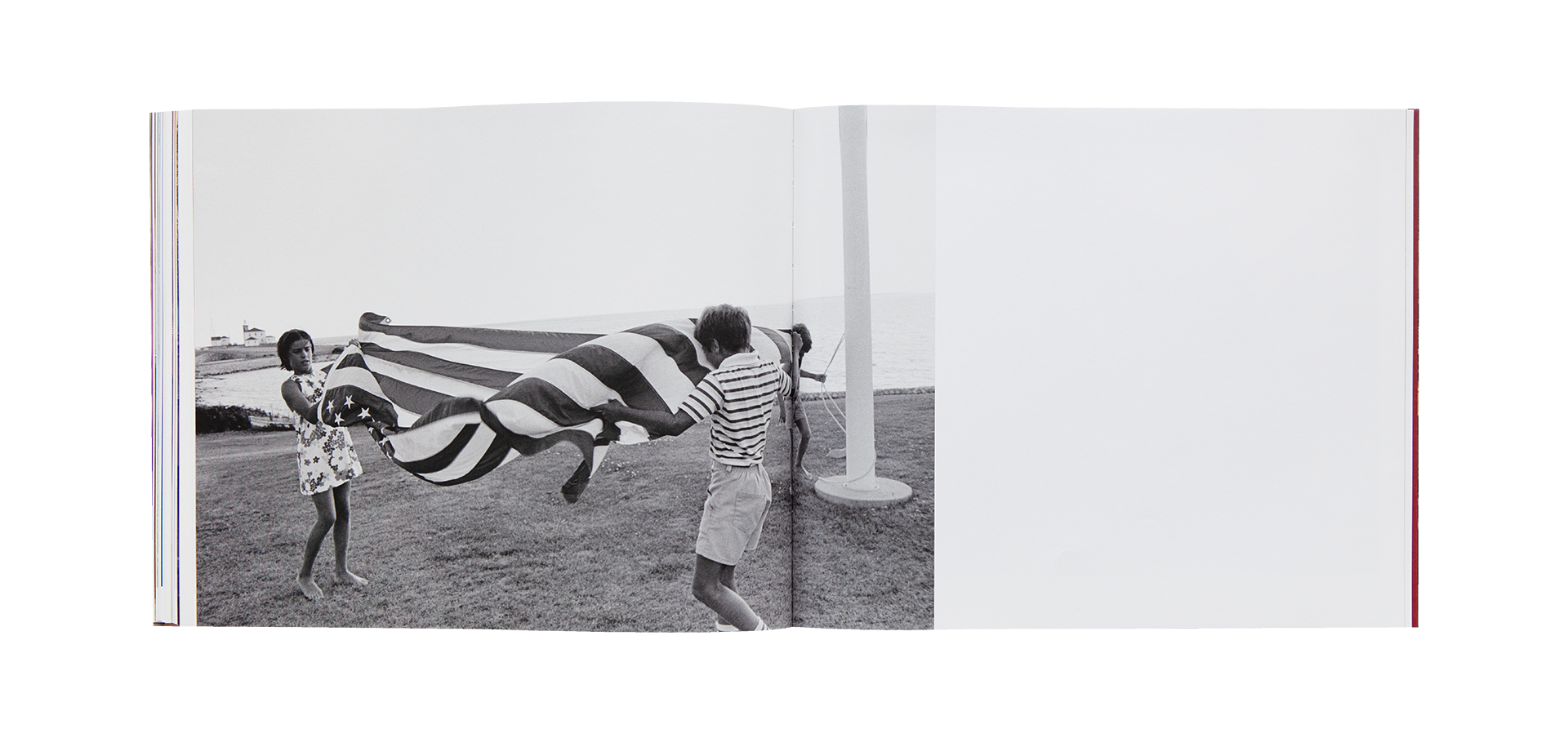 Family Ties — Tina Barney, Atelier EXB
