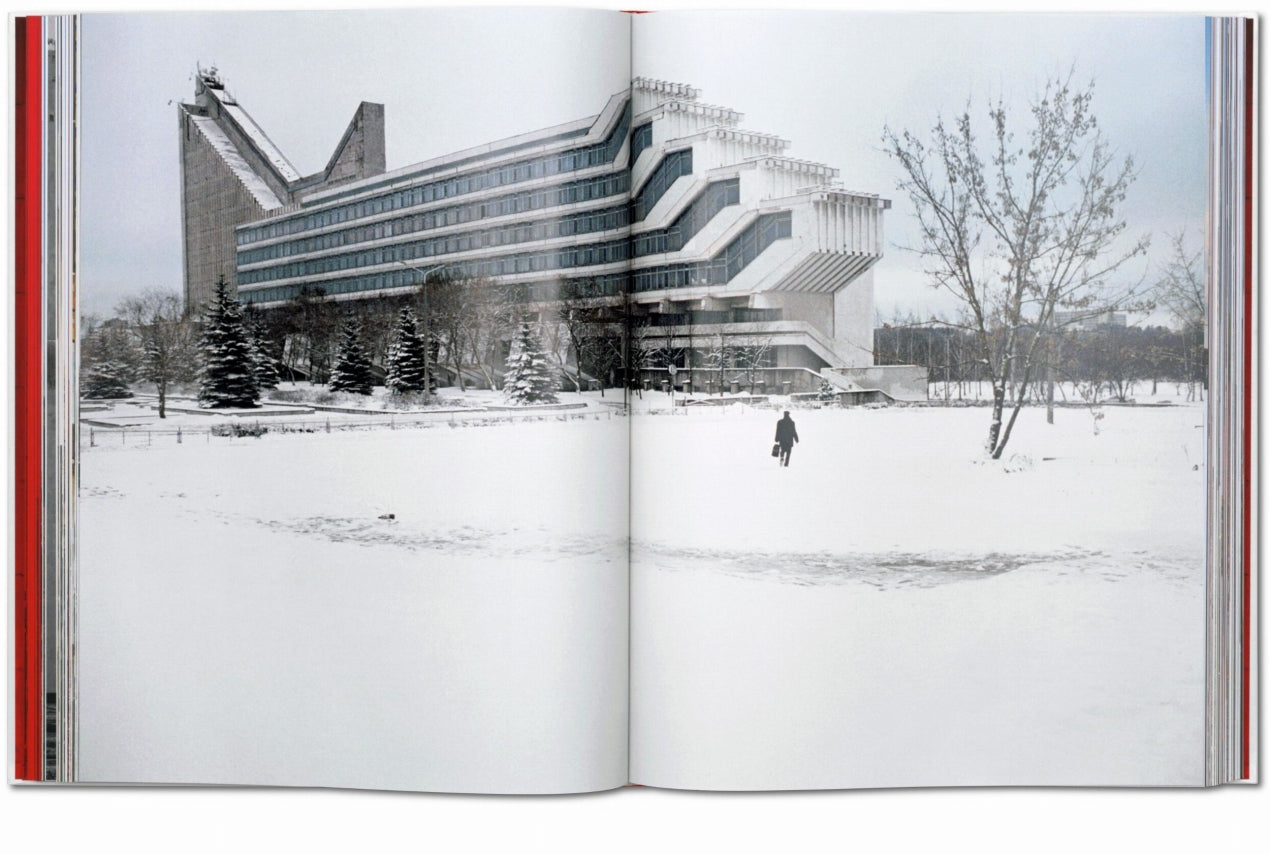 CCCP: Cosmic Communist Constructions Photographed – Frédéric Chaubin