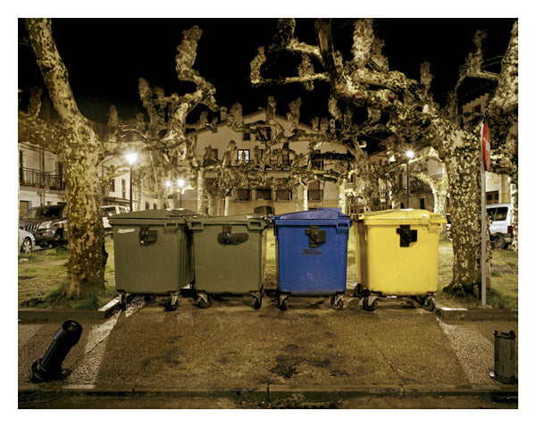 A LA HORA, EN EL LUGAR — Eduardo Nave — PHREE — 2013