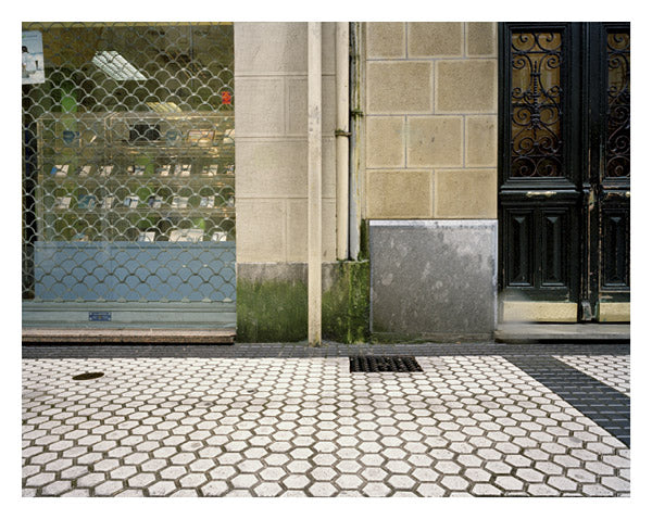 A LA HORA, EN EL LUGAR — Eduardo Nave — PHREE — 2013