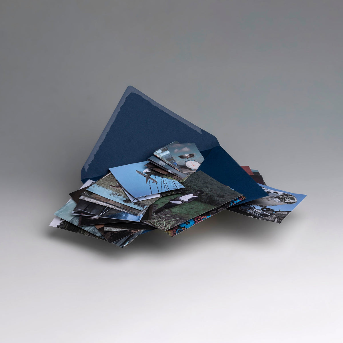 CARTAS AL DIRECTOR — Cristina de Middel — This Book Is True — 2023