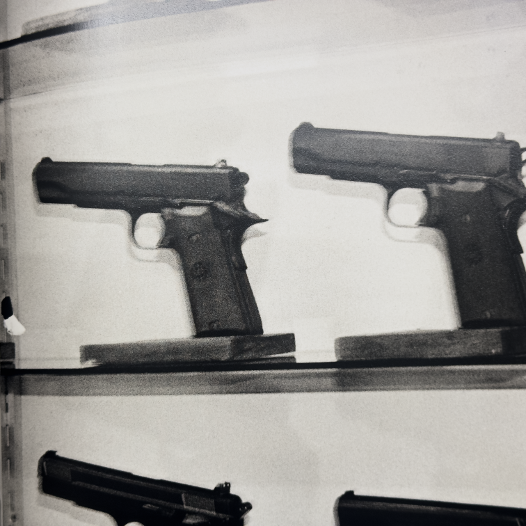 Manila,
 Ricky Dávila y Alberto García-Alix, 2005