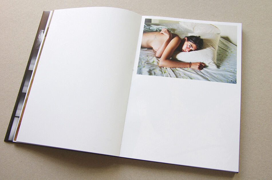Come Closer — Dinaya Waeyaert, Dienacht edition of 500