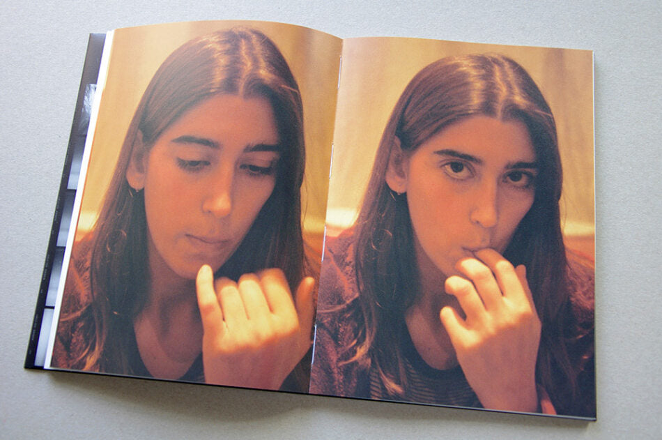 Come Closer — Dinaya Waeyaert, Dienacht edition of 500