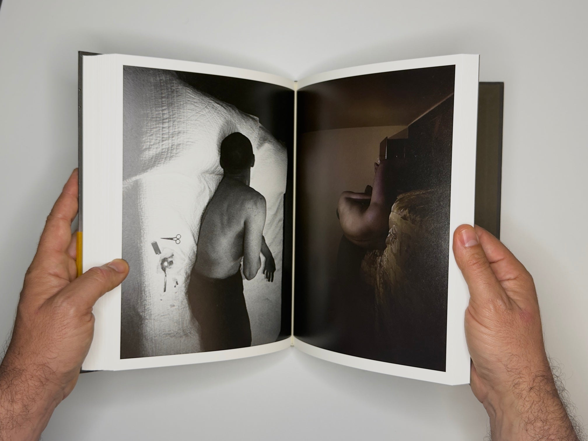 Self-Portraits 1987-2017　Antoine d’Agata SELF-PORTRAITS 1987–2017, Antoine d'Agata, SUPER LABO, 2017 – DaRWIN