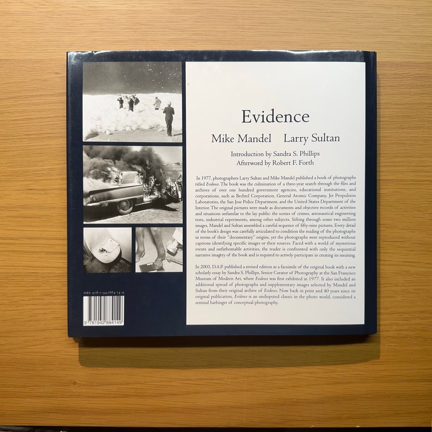 Evidencia — Larry Sultan y Mike Mandel (Segunda edición, 2017)