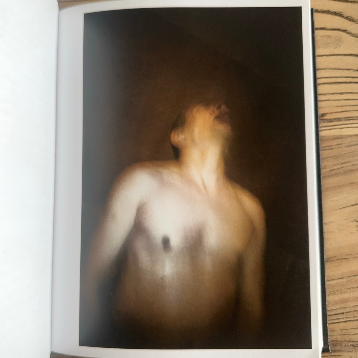 Agonie — Antoine d'Agata y Rafael Garido (firmado) 