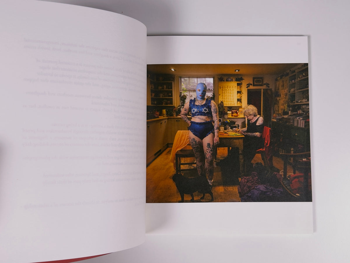 Lois and Carey — Rona Bar & Ofek Avshalom — 89books — 2025