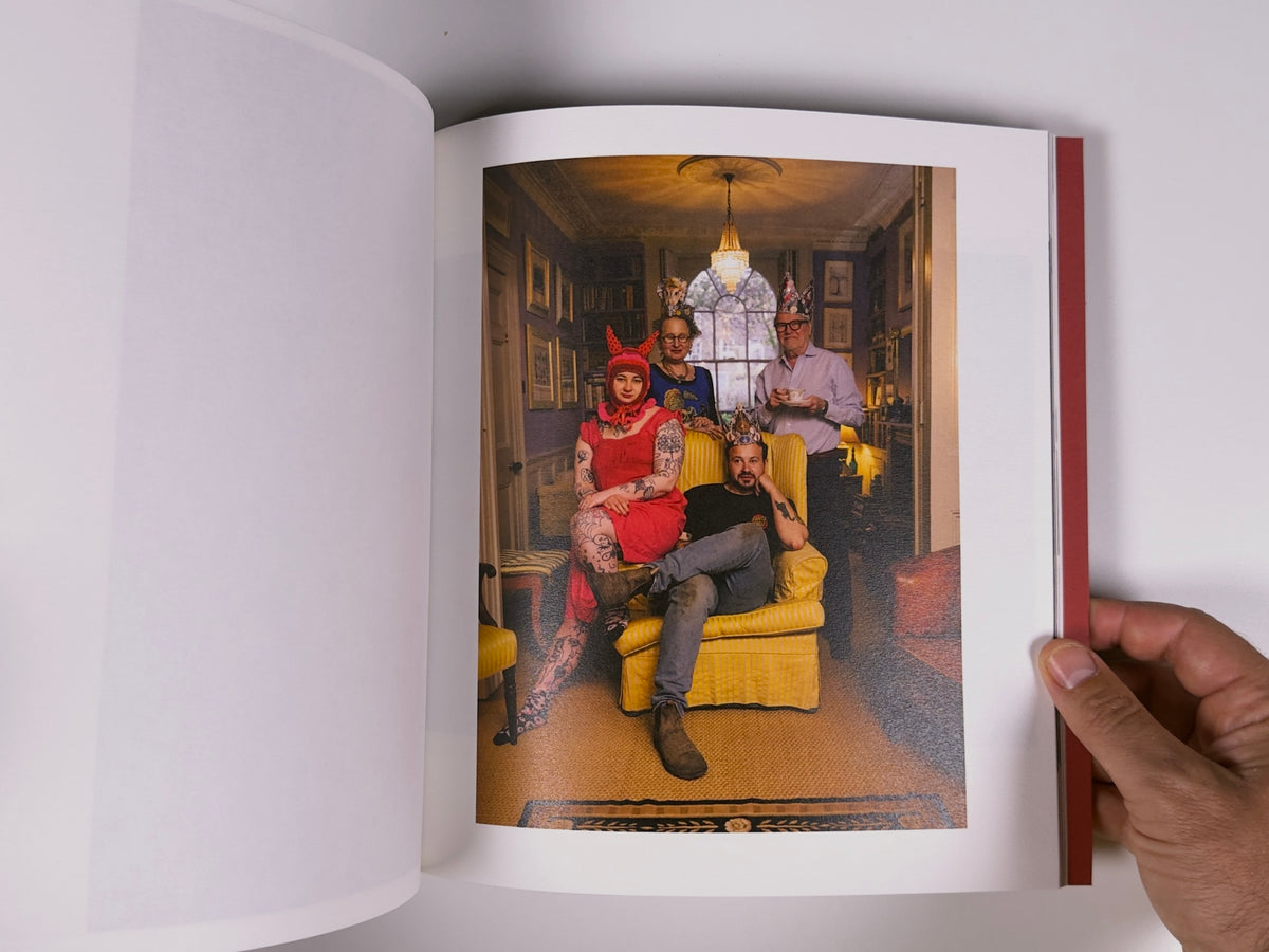 Lois and Carey — Rona Bar & Ofek Avshalom — 89books — 2025