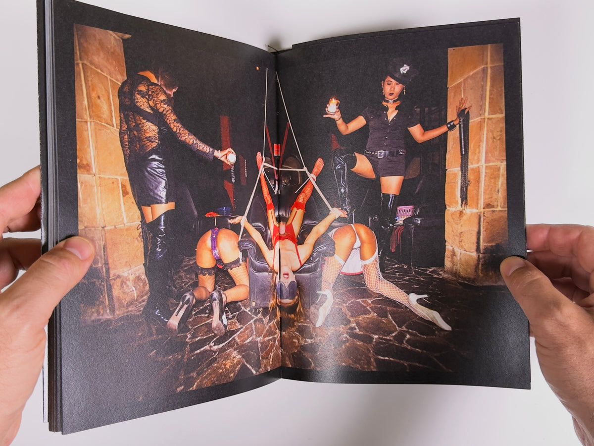 Candle Leather Cage — Mysterio 89 — 89books