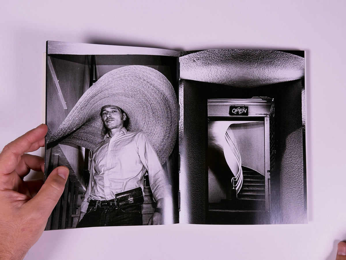 Athens — Thanasis Karatzas — 89books