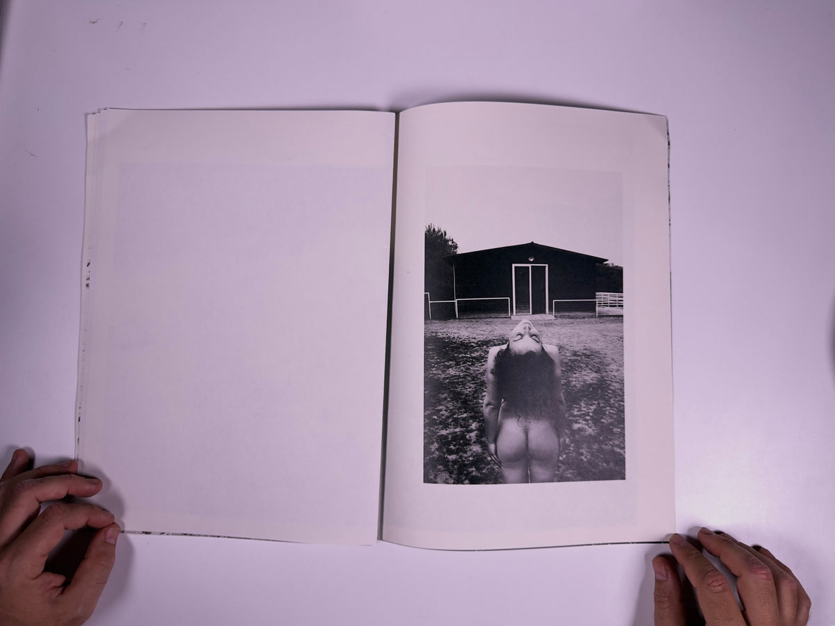 Photographs — Nerina Toci — 89books