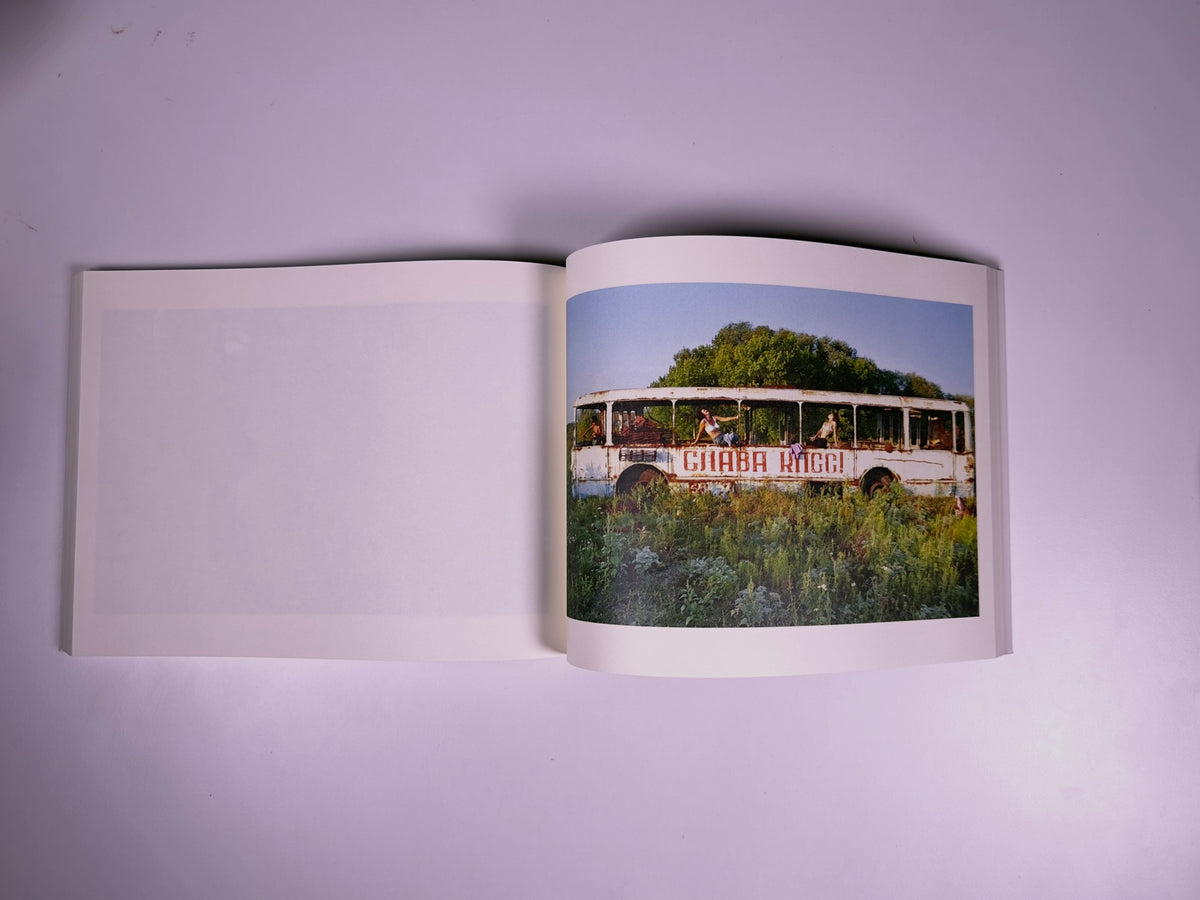 Luhansk 1994–1998 — Alexander Chekmenev — 89books — 2024