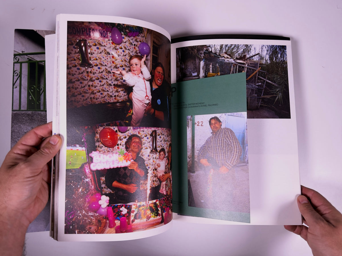 Marzia's Family — Mauro D'Agati — 89books