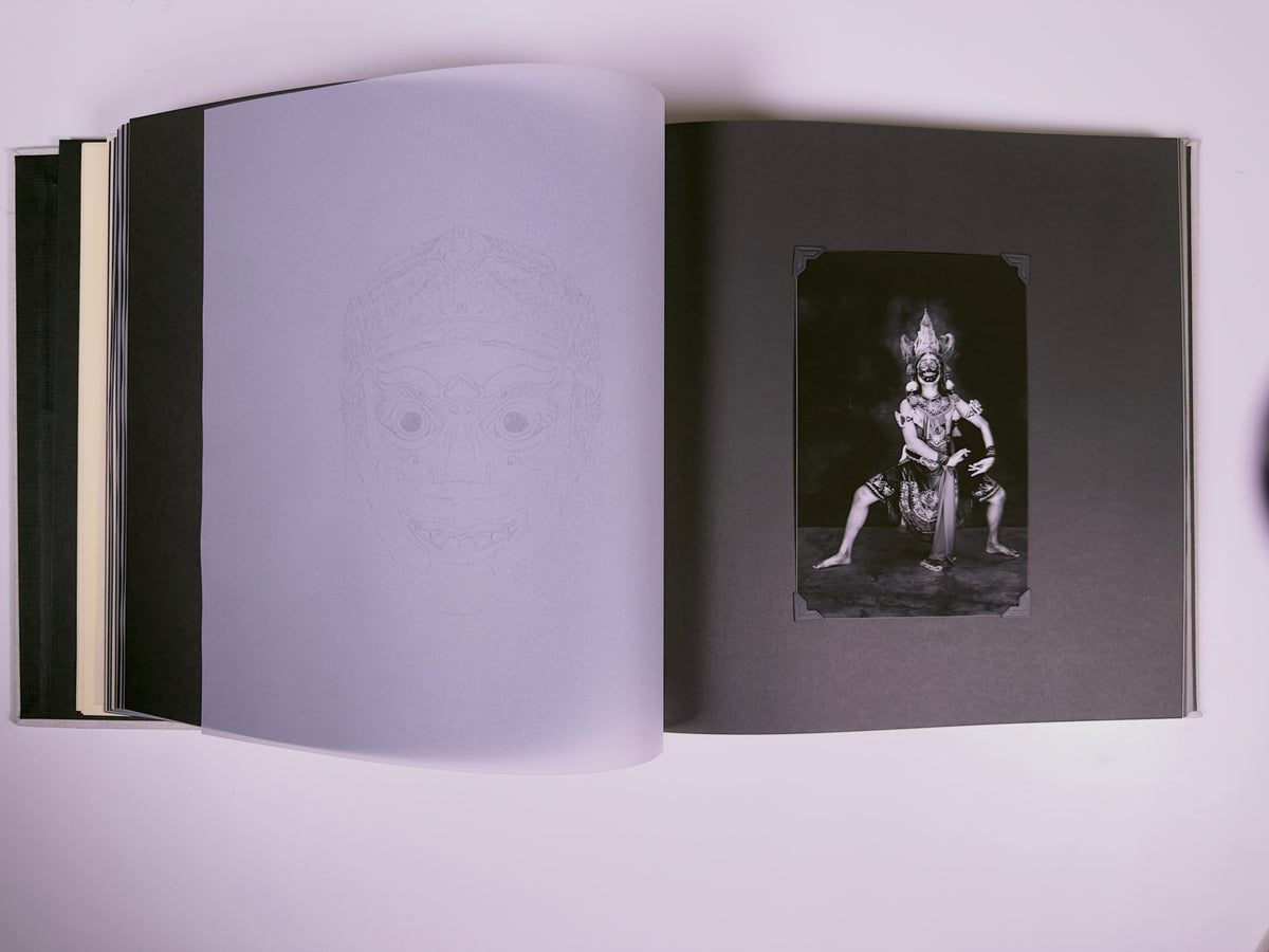 MALANGAN — Diego Zapatero — Self-published — 2025