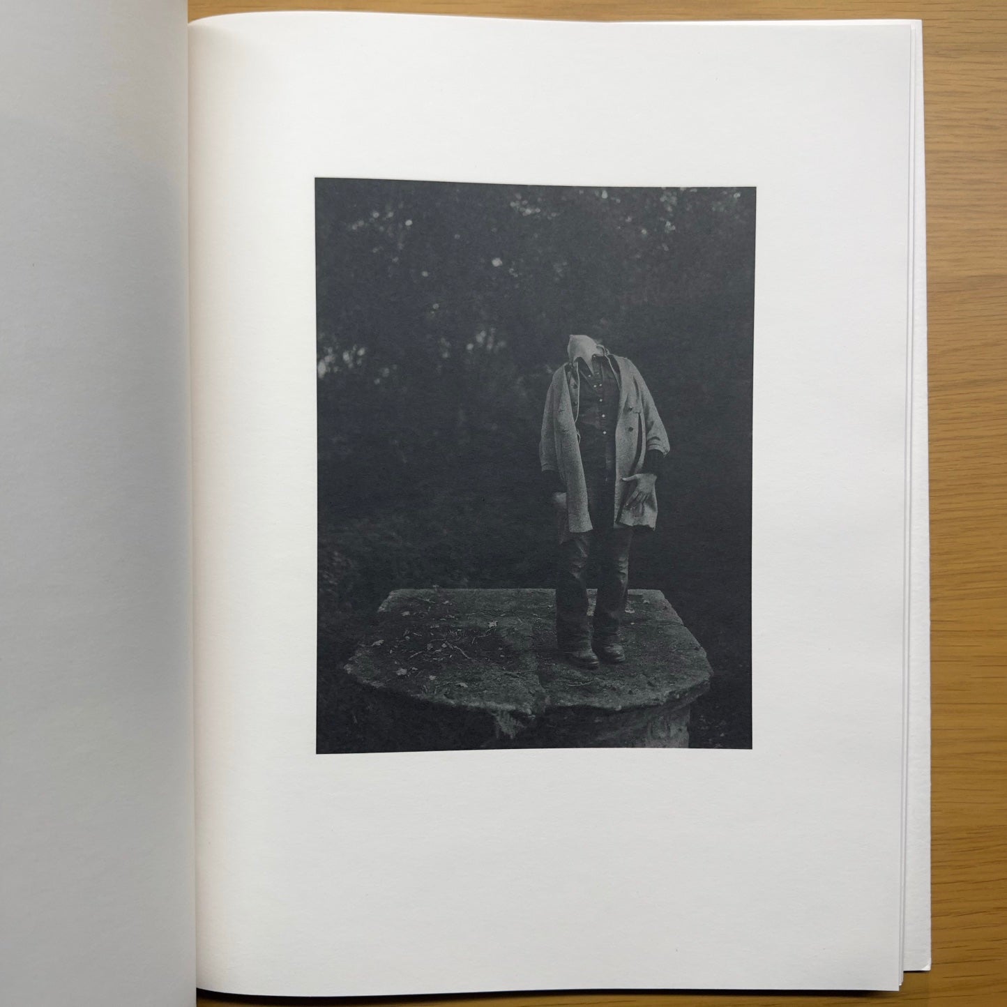 La gravetat del lloc — Israël Ariño