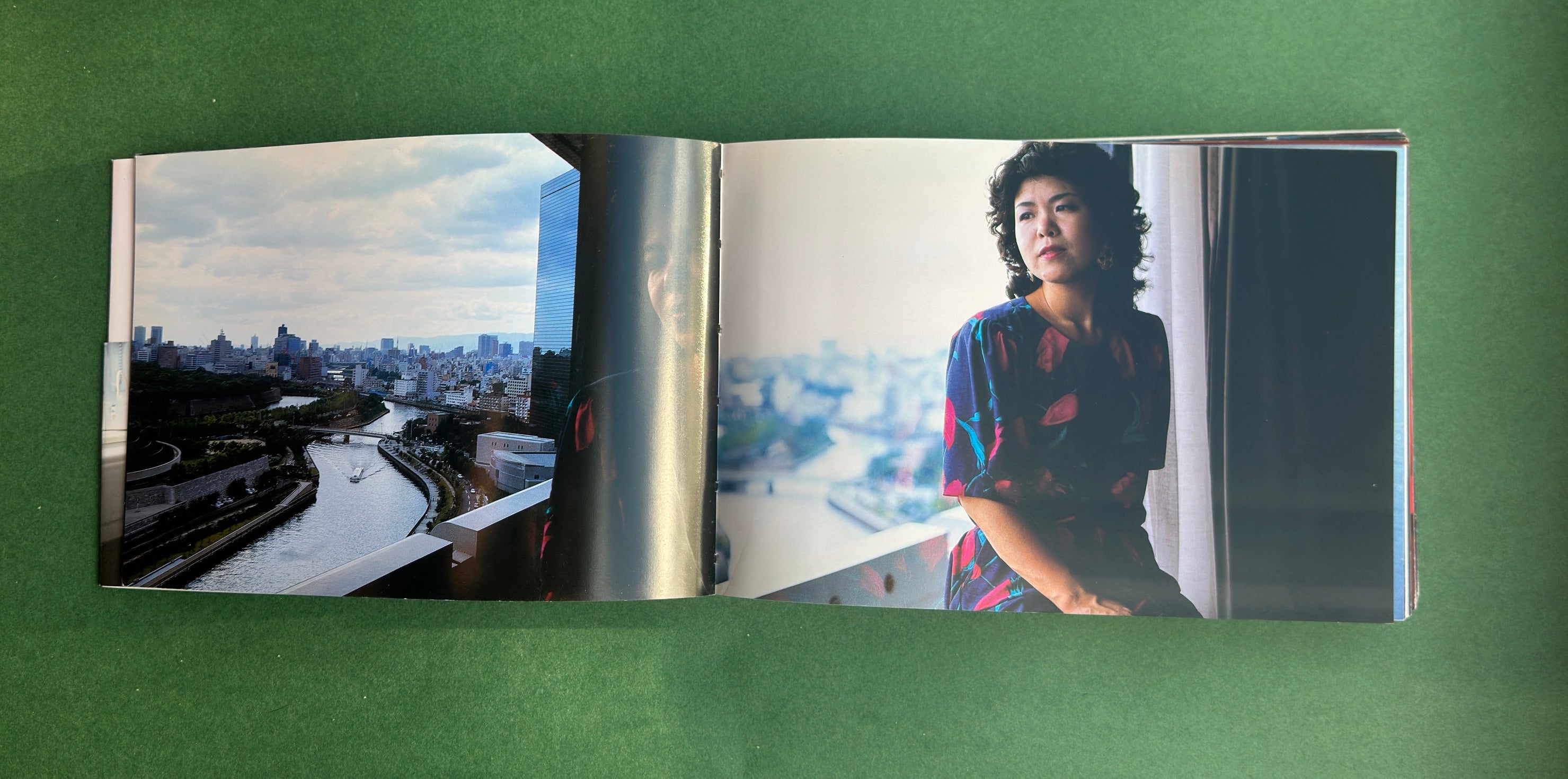 原色の街 (Calles de colores primarios) - Nobuyoshi Araki