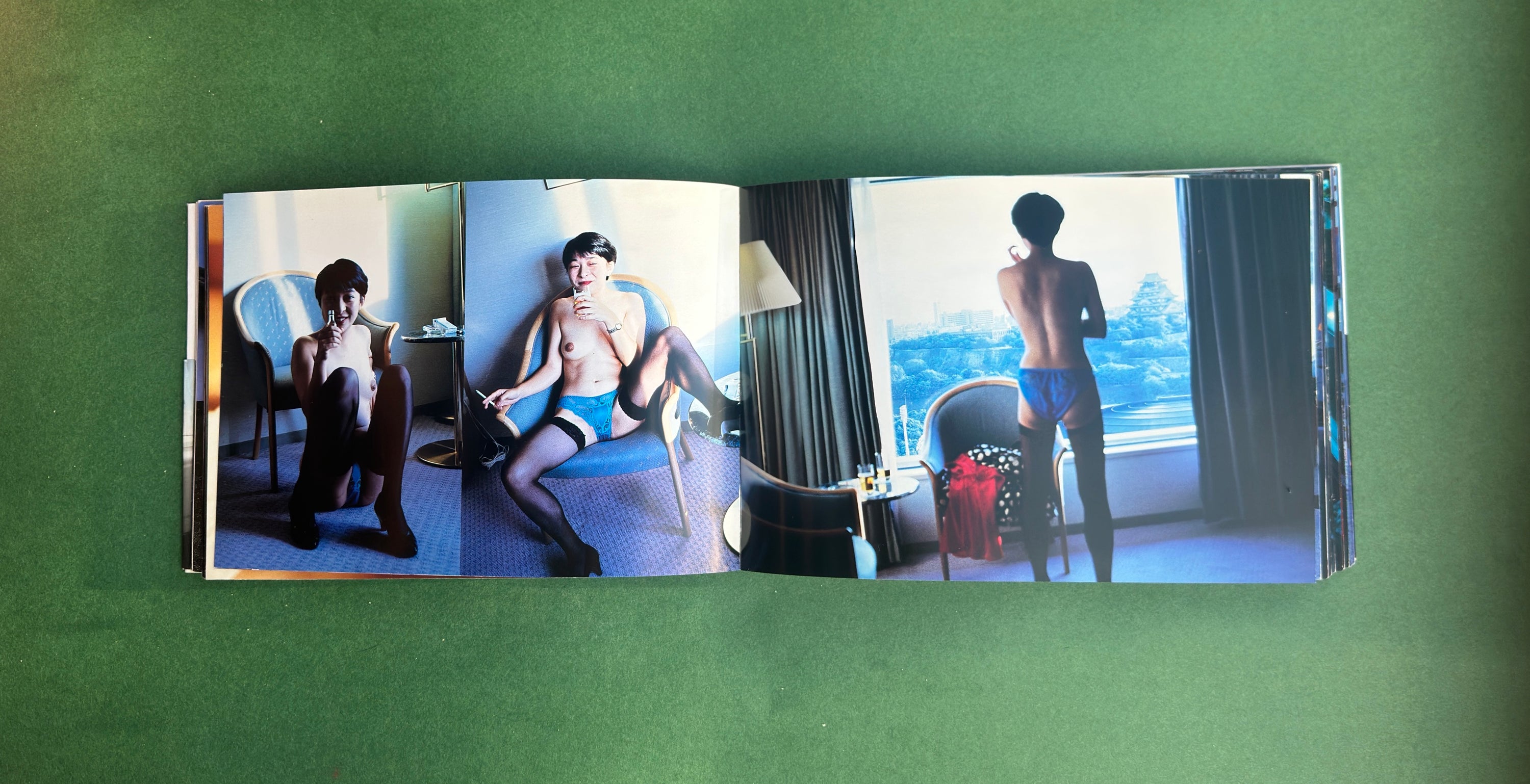 原色の街 (Calles de colores primarios) - Nobuyoshi Araki
