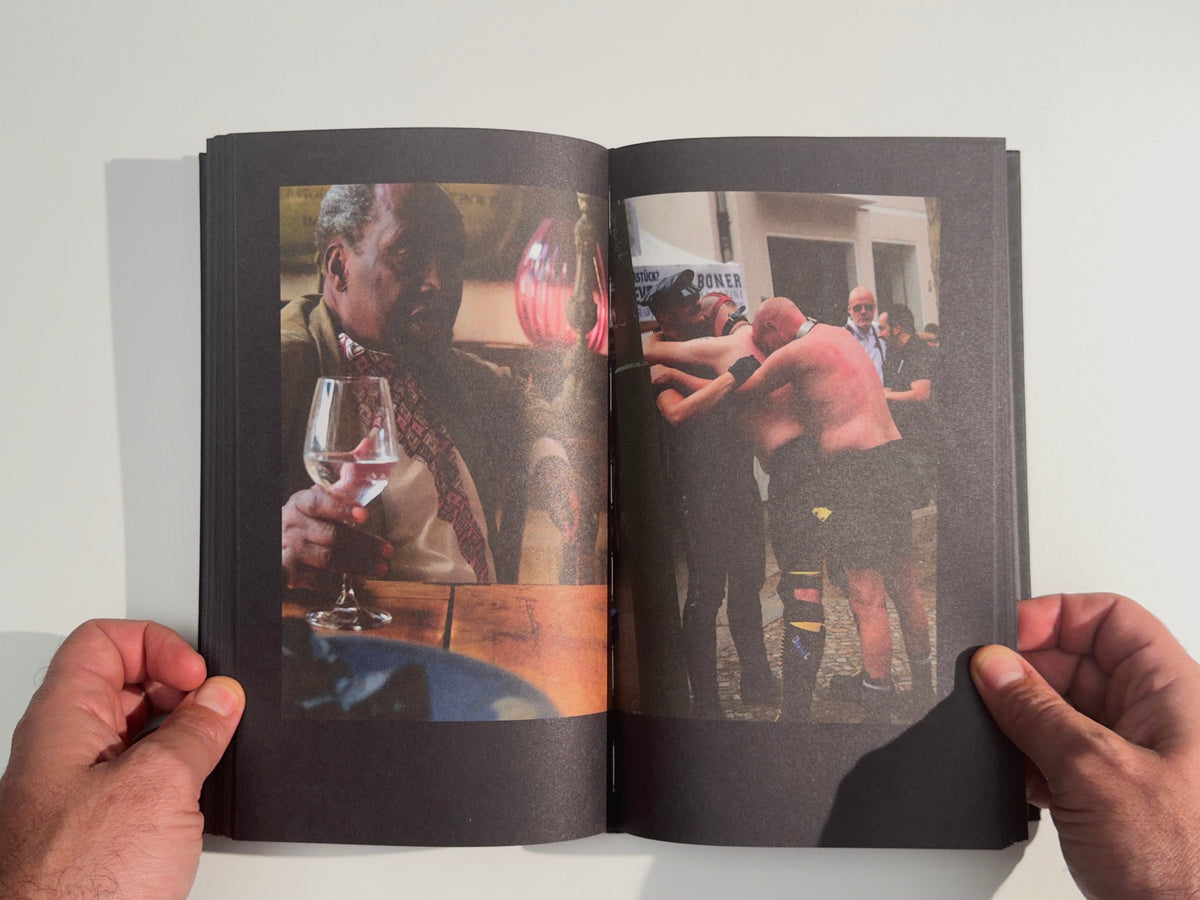 In Search of a Window of Opportunity / Exodus — Boris Mikhailov — 89books