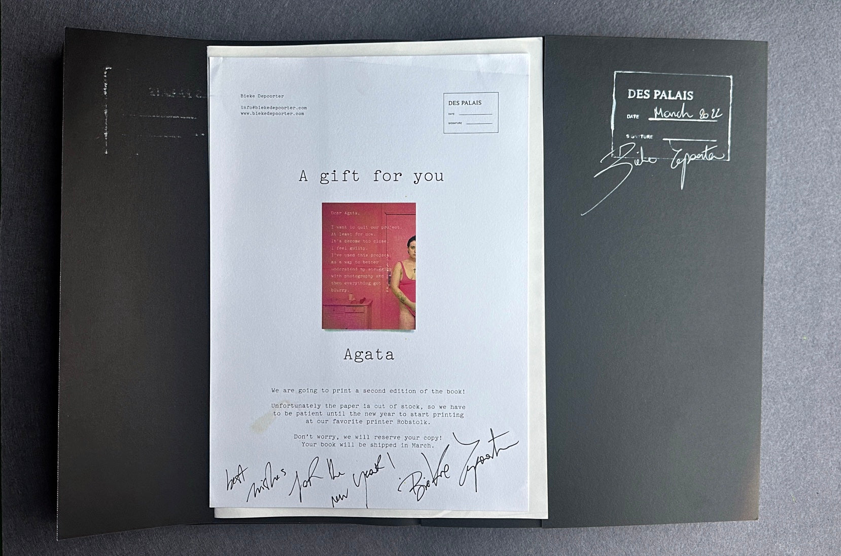 Agata — Bieke Depoorter y Agata, segunda edición firmada, 2022