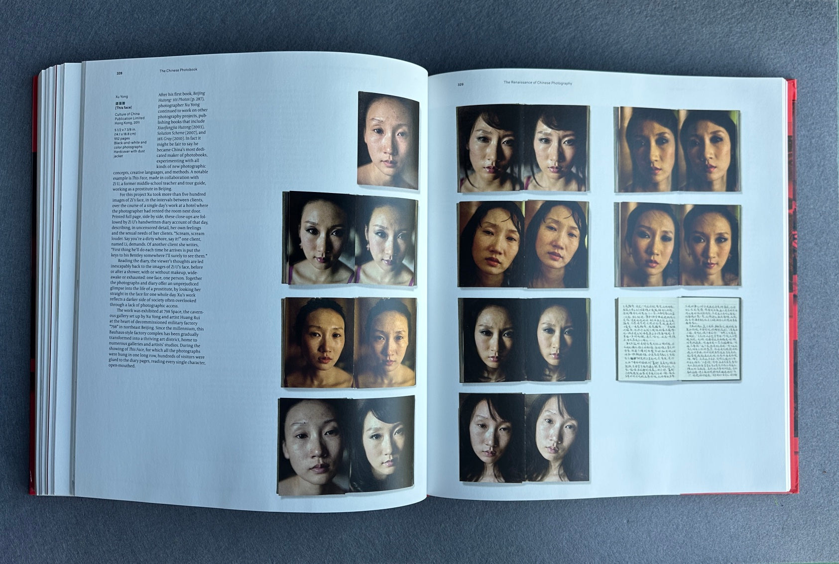 Le livre de photographies chinoises : des années 1900 à nos jours — Édité par Martin Parr et Wassink Lundgren