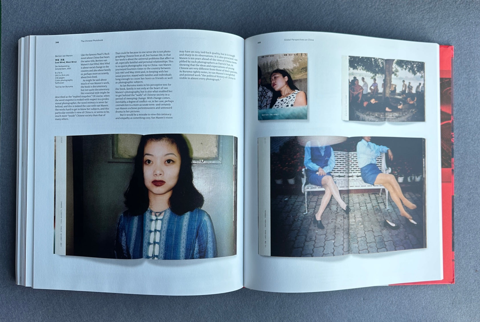 Le livre de photographies chinoises : des années 1900 à nos jours — Édité par Martin Parr et Wassink Lundgren