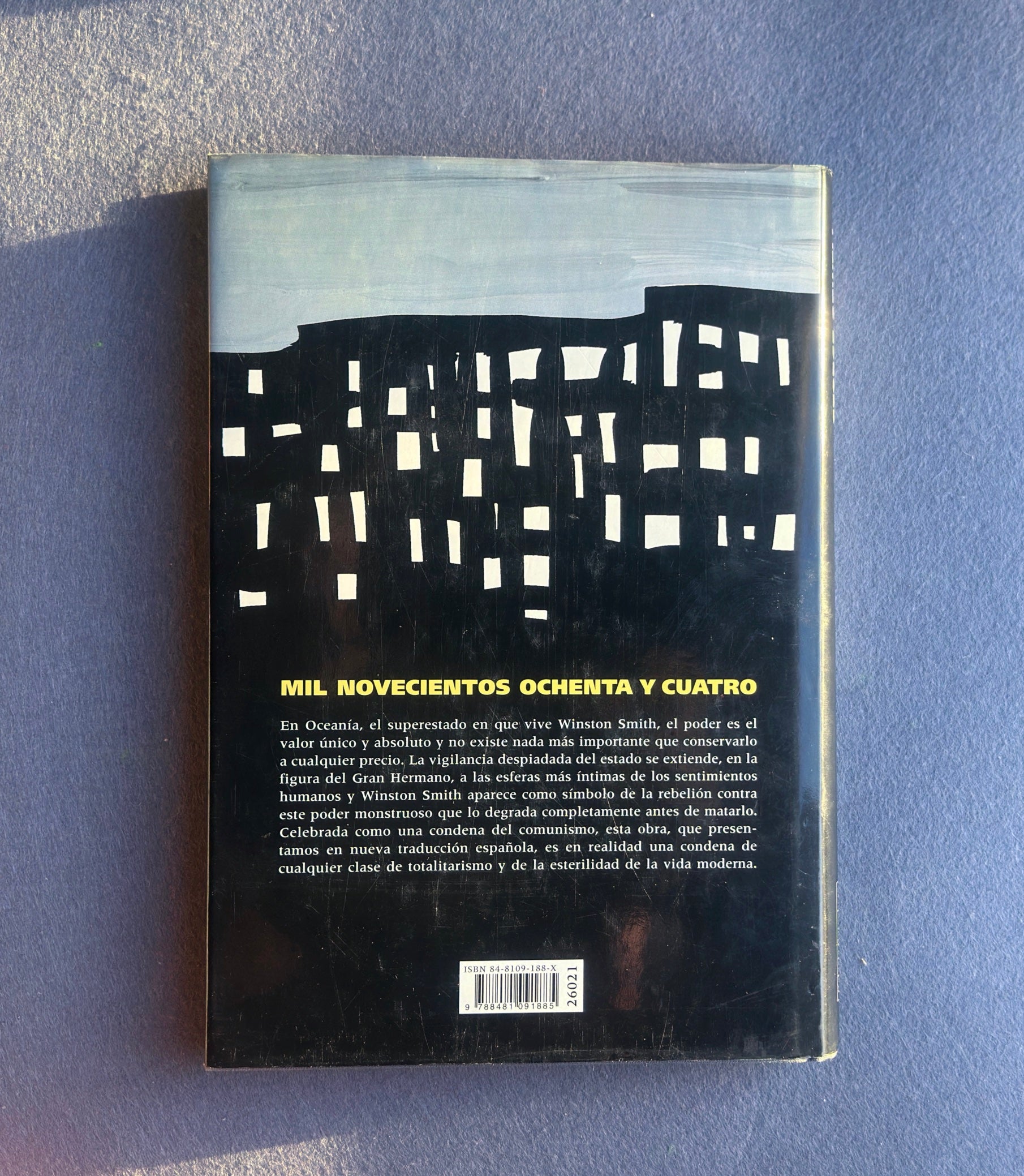 Mil novecientos ochenta y cuatro de George Orwell, ilustrados por Antonio Saura