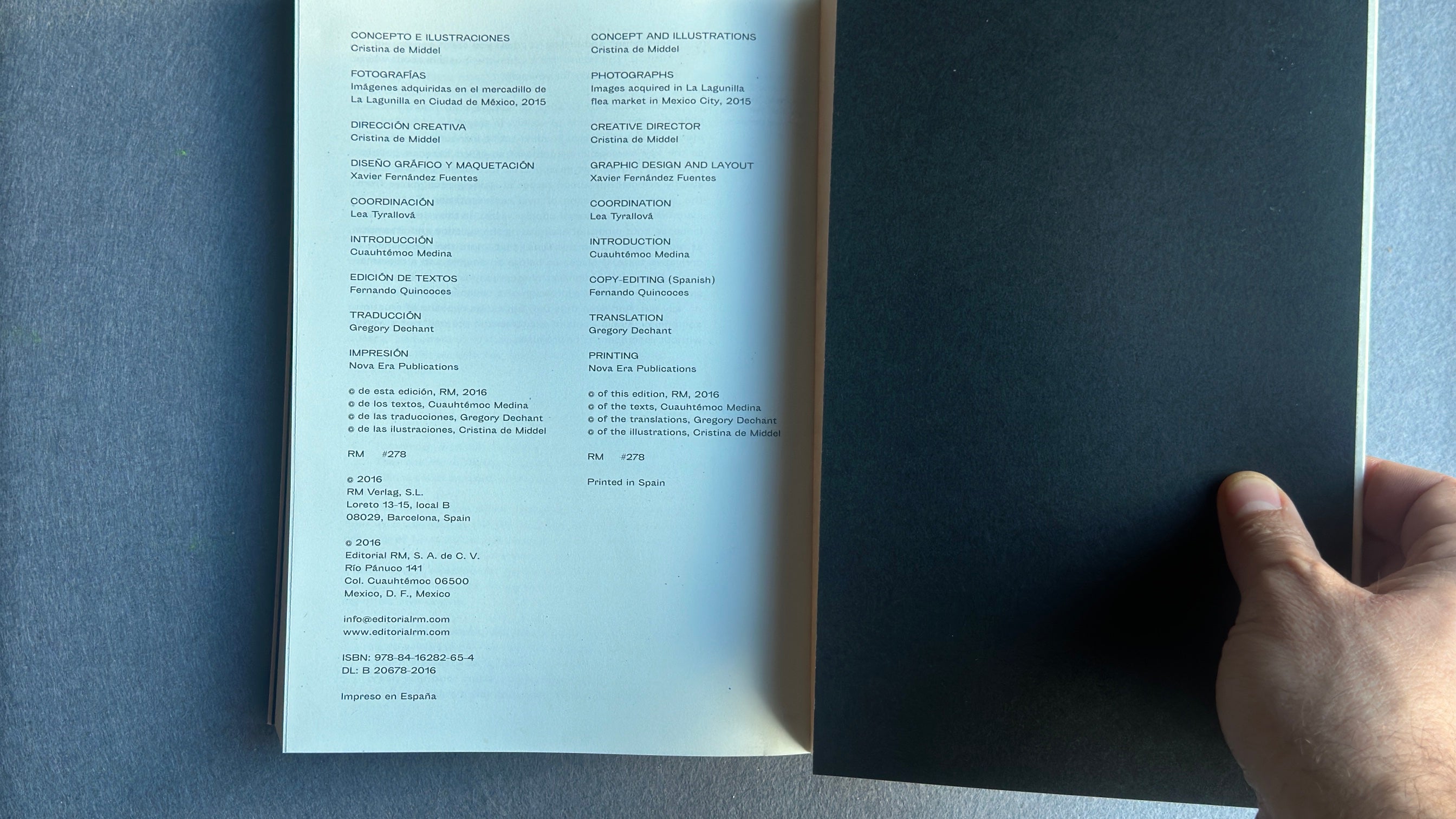 CUCURRUCUCÚ — Cristina de Middel, Editorial RM, 2016