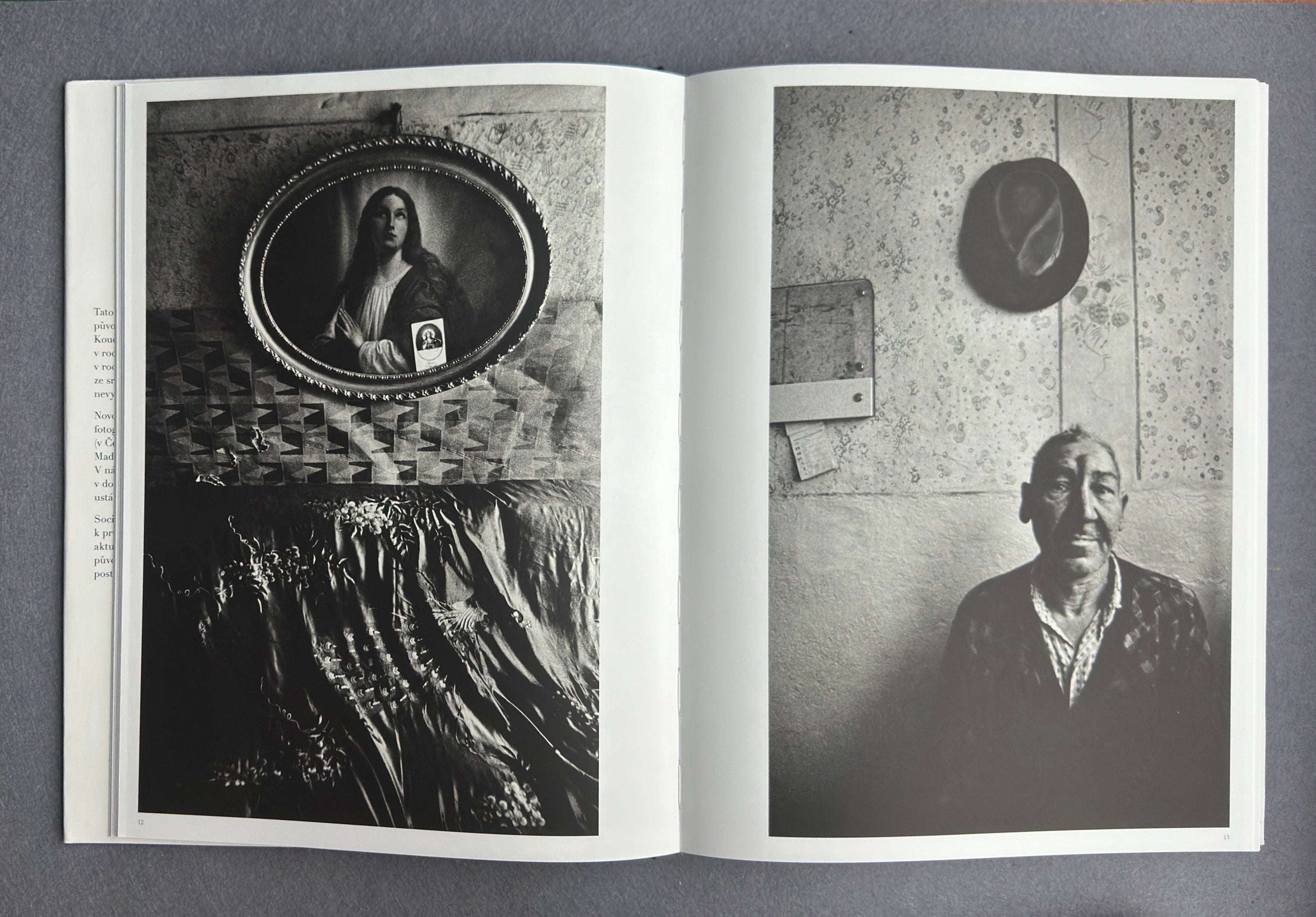 Cikáni — Josef Koudelka, Torst, 2011 (Primera edición checa)