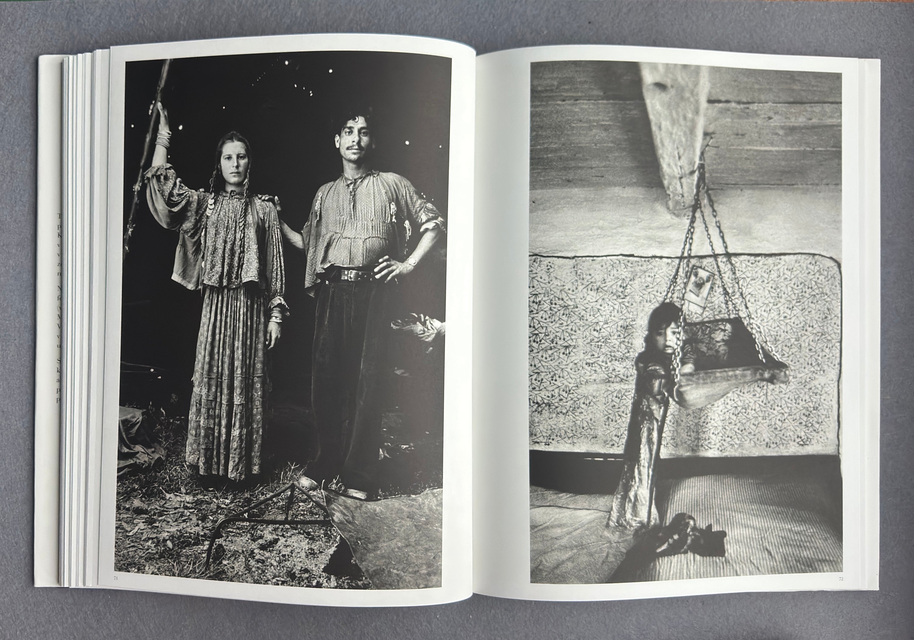 Cikáni — Josef Koudelka, Torst, 2011 (Primera edición checa)