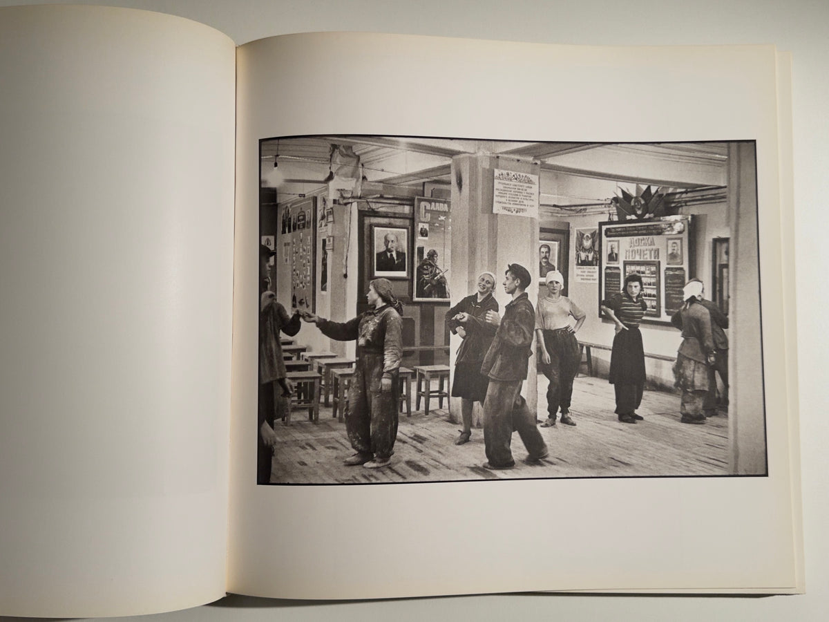 Henri Cartier-Bresson, photographe — Henri Cartier-Bresson — Delpire — 1982