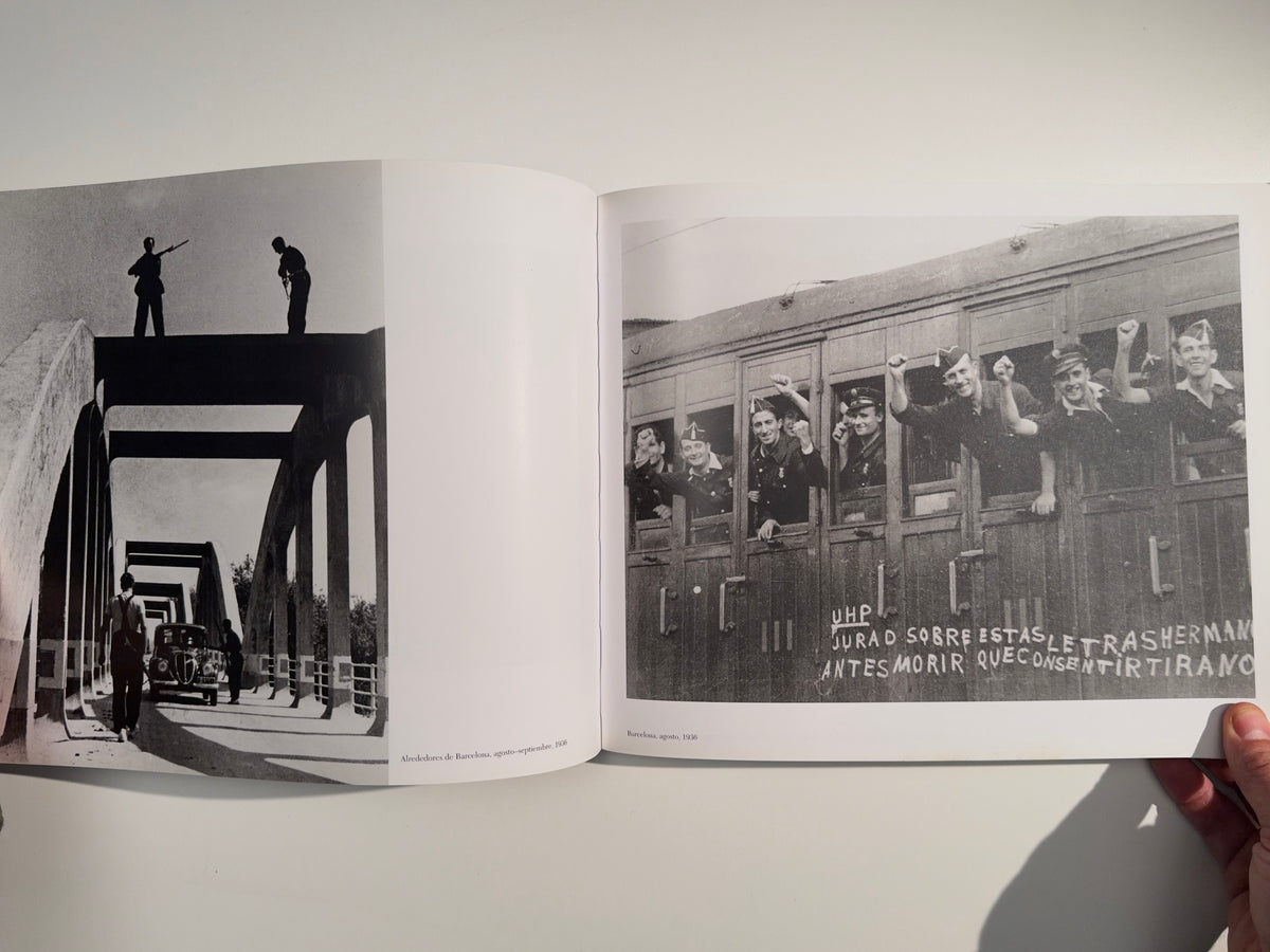 Capa: cara a cara — Robert Capa — Aperture / Museo Reina Sofía — 1999