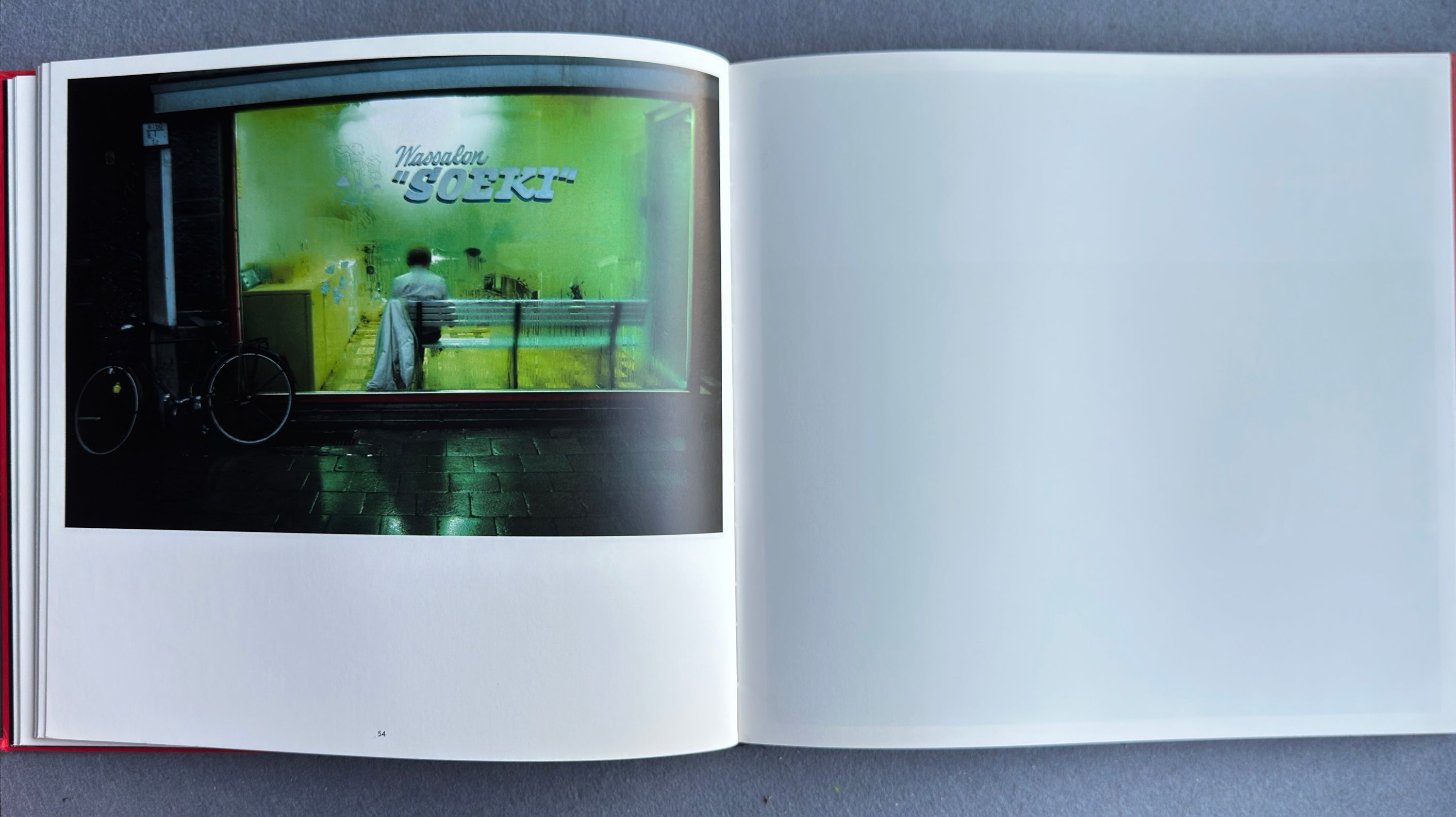 Harry Gruyaert – Thames & Hudson, 2015 (Hardcover)