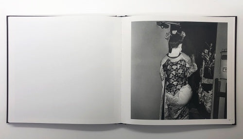 Anonymous Man and Woman (Tokyo 1976-78) — Issei Suda — Akio Nagasawa Publishing — 2021