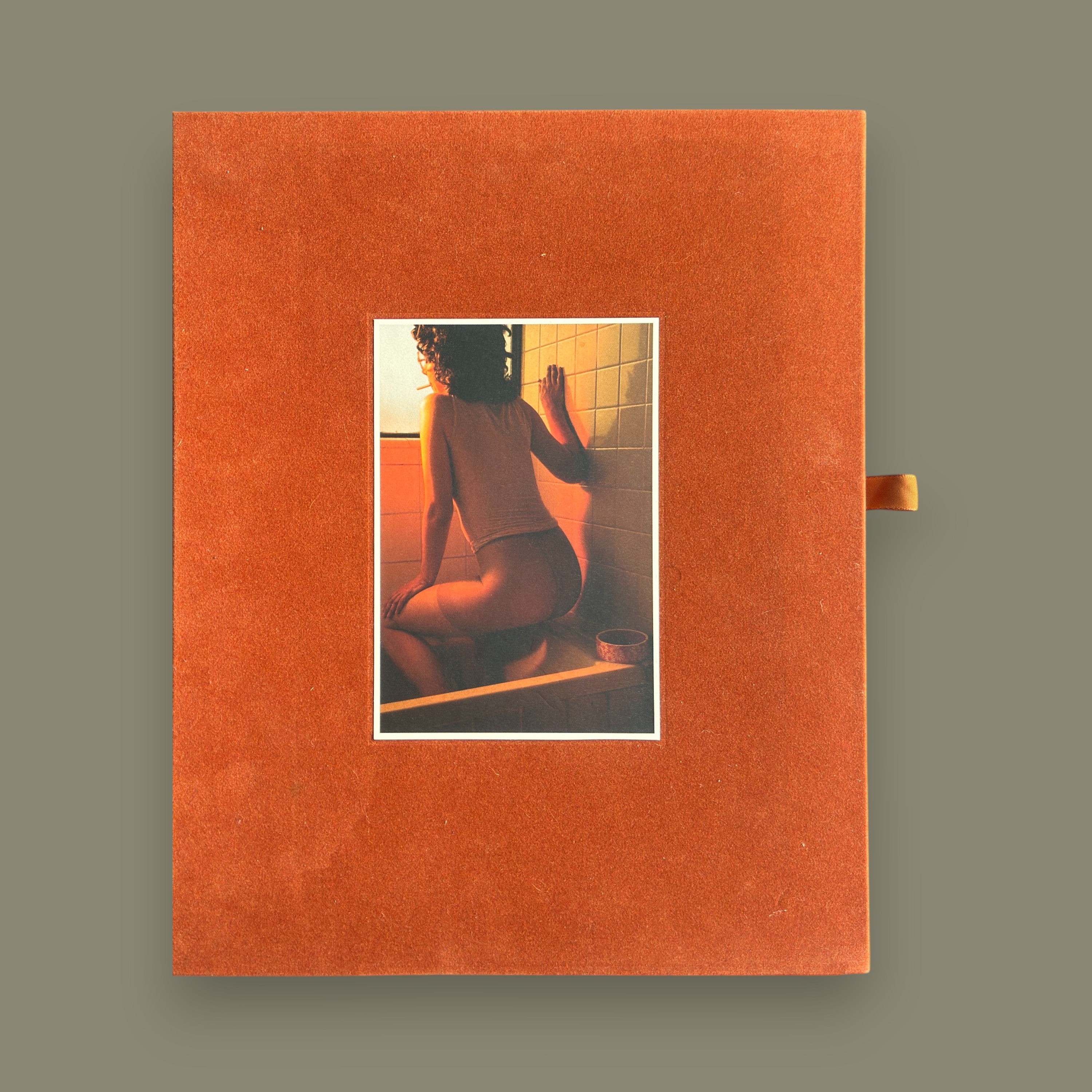 Desintegración Positiva — Tania Franco Klein — Caja de Coleccionista (Libro firmado + 2 Grabados Pigmentados de Archivo), 2019
