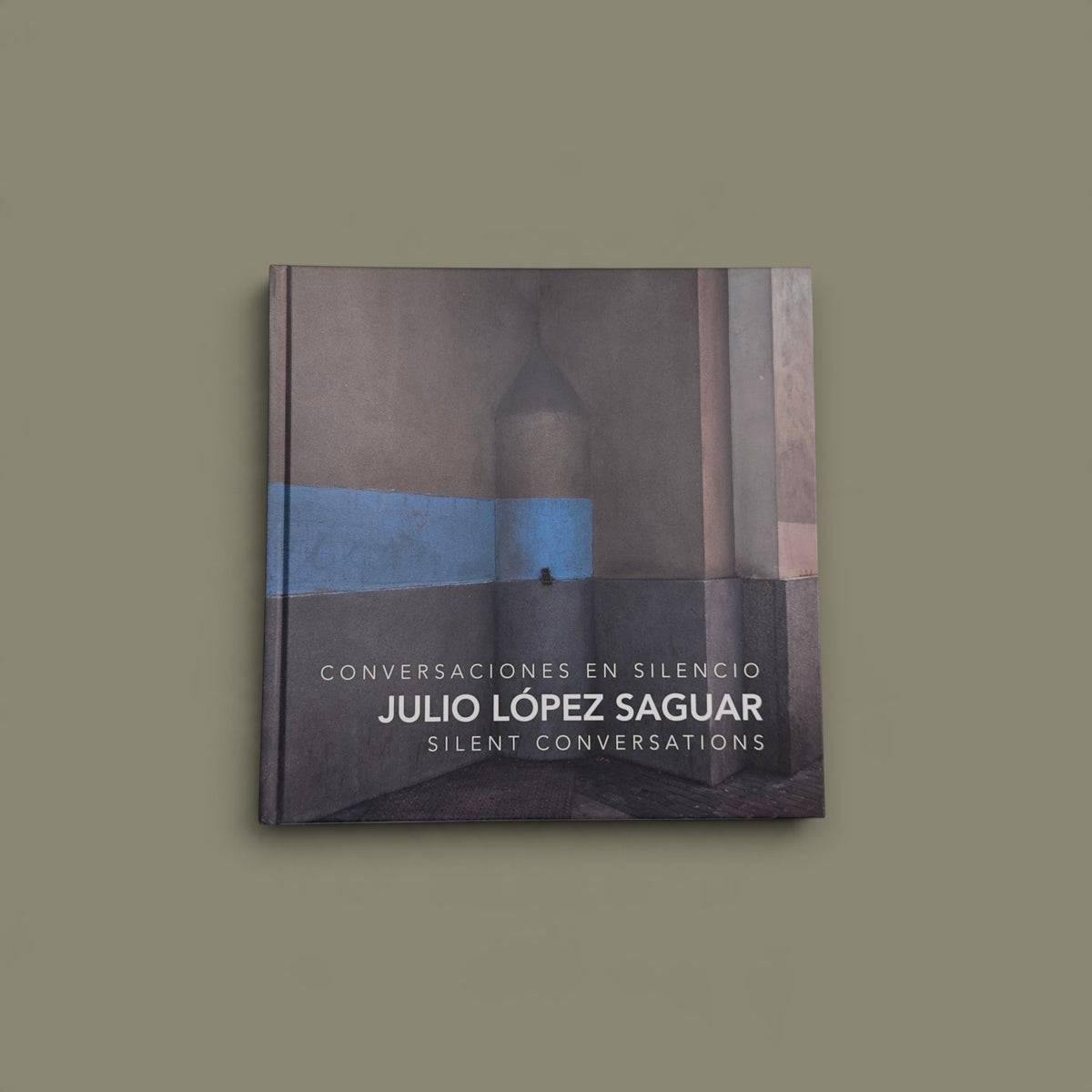 Conversaciones en silencio / Silent Conversations — Julio López Saguar — 2025