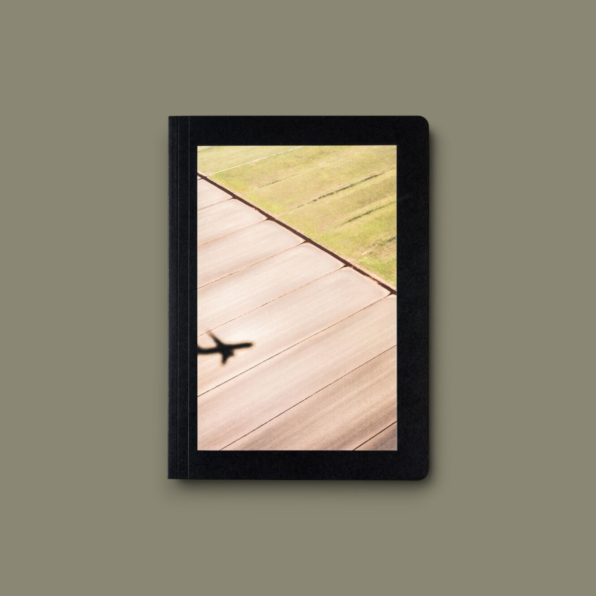 LIKE — Eduardo Nave — Ediciones Anómalas — 2018