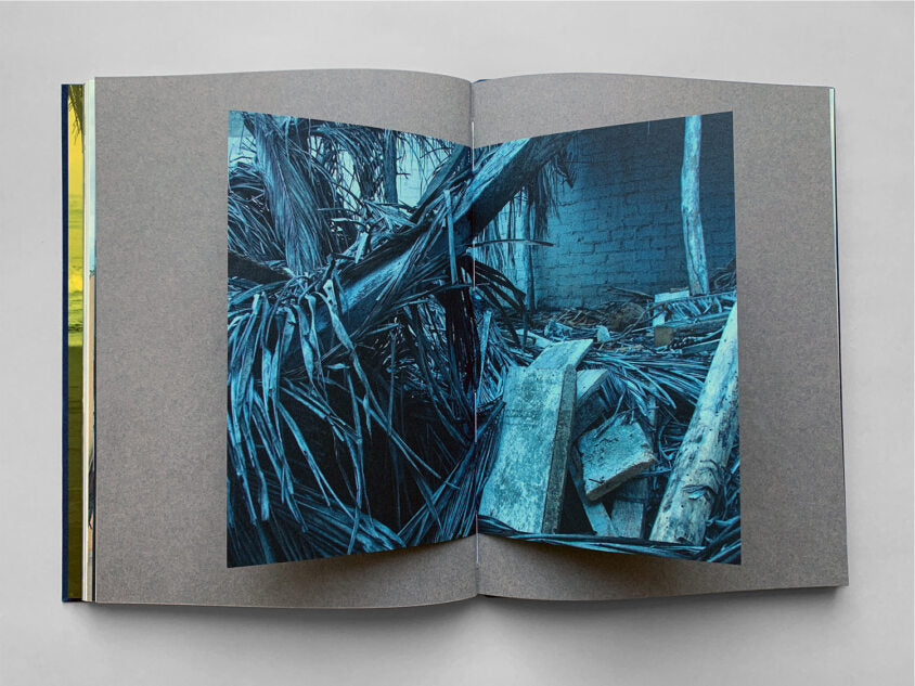 The Three Corners of the Ocean — Claudia López Ortega, Dienacht edition of 500, 2021