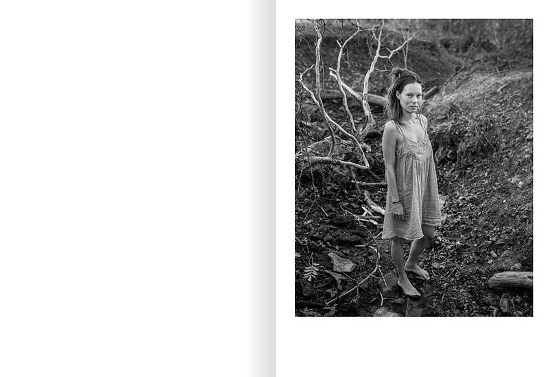 Devil’s Rib — Mateusz Kowalik, Ediciones Posibles, 2023, First Edition