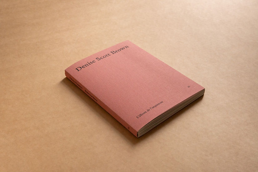 L’album de l’arquitecte 02 — Denise Scott Brown, Ediciones Posibles, 2025 (1st edition)