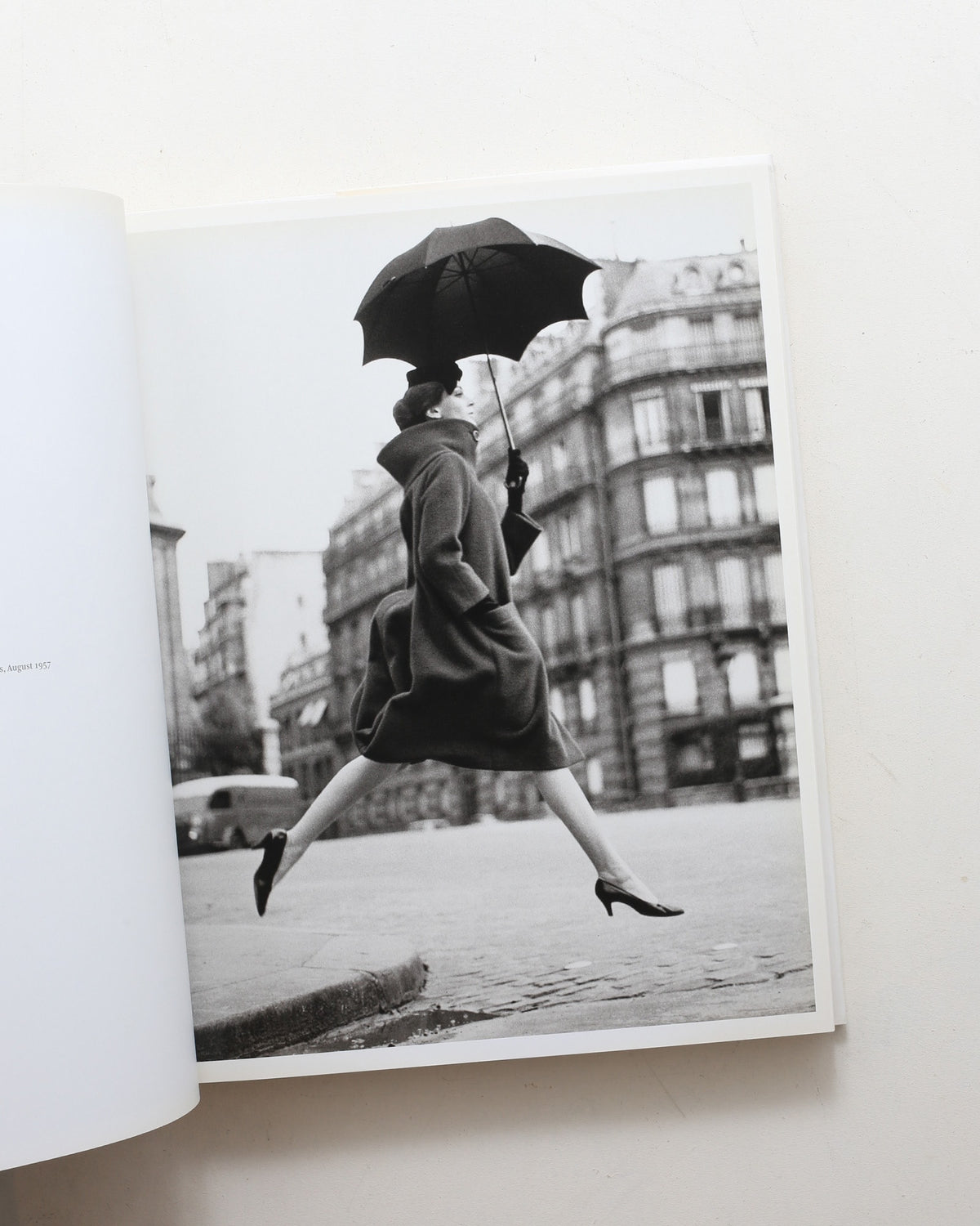 Woman in the Mirror — Richard Avedon — Harry N. Abrams — 2005