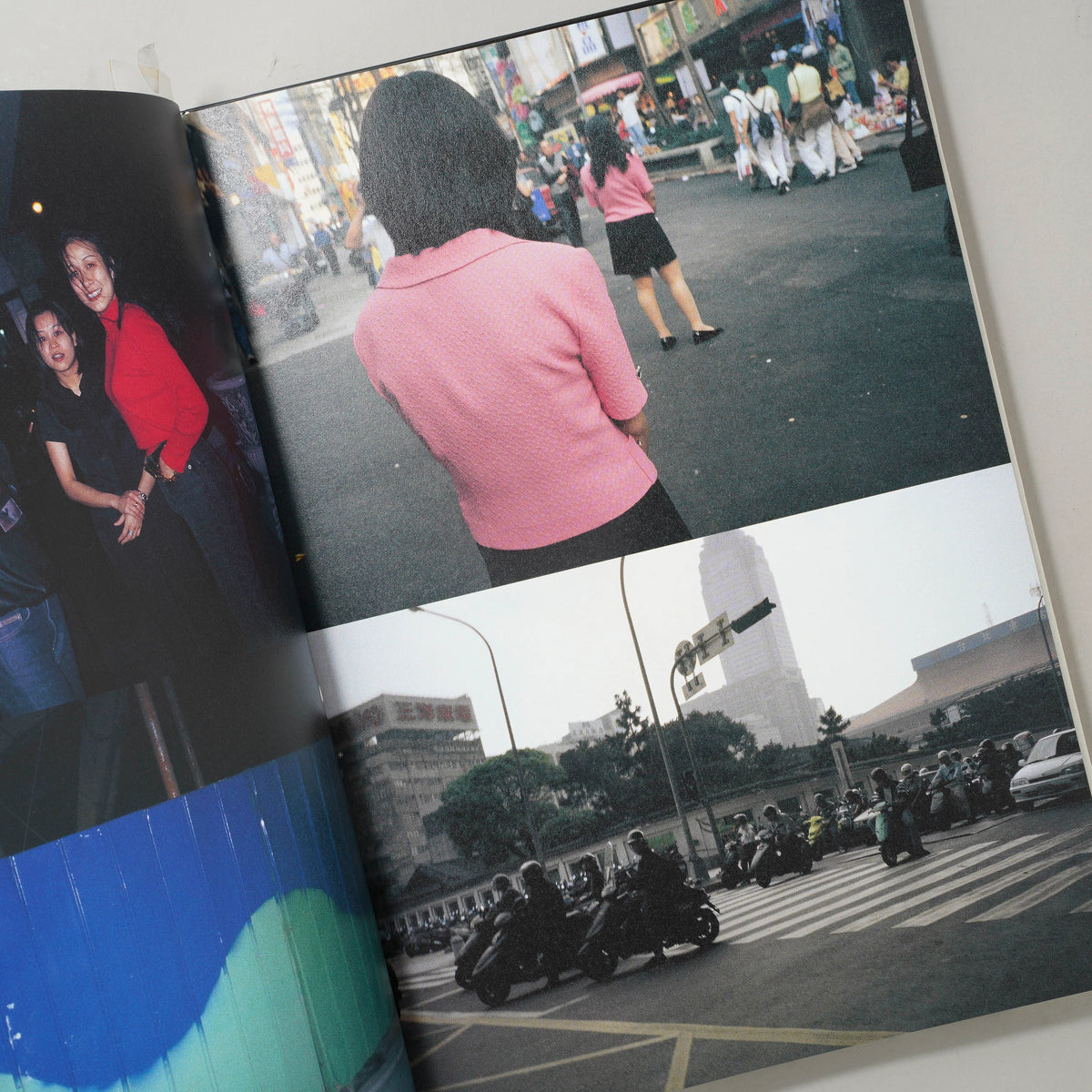 台北 — Taipei — Nobuyoshi Araki — Korinsha Press — 1998