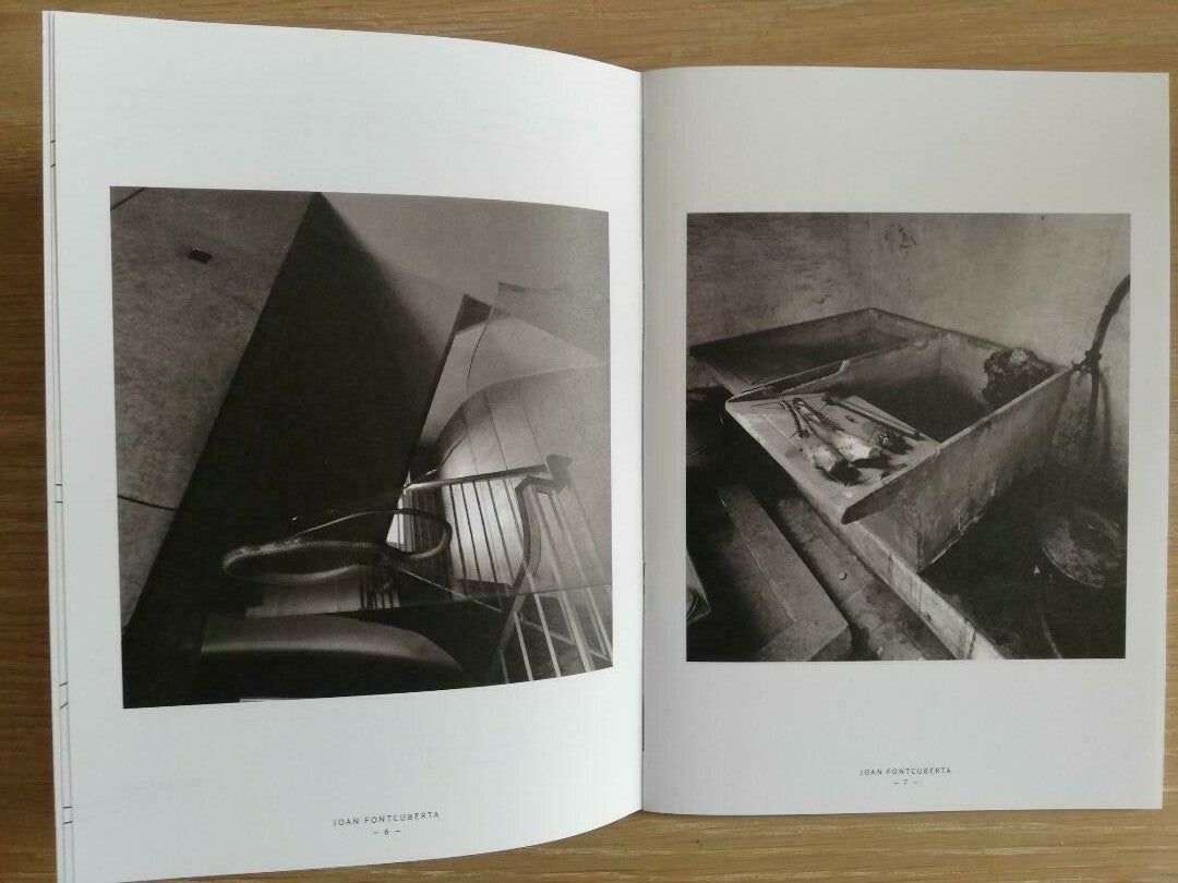 Animal Trouvé — Joan Fontcuberta, Editions Bessard Zine N°15, 2014, Limited Edition of 300 + signed C-Print