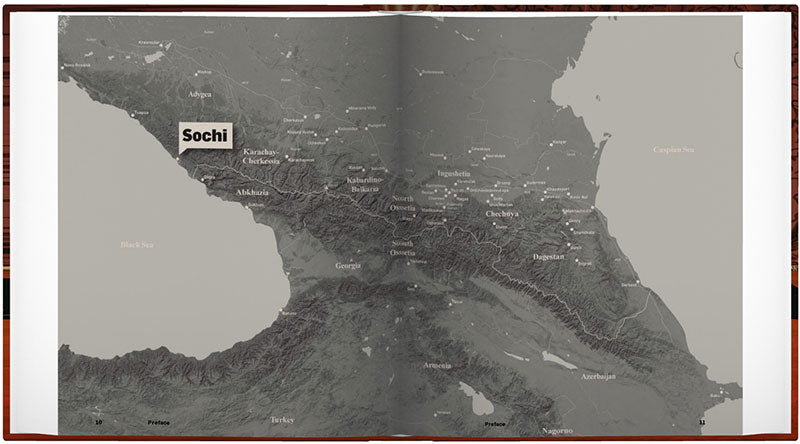 The Sochi Project: An Atlas of War and Tourism in the Caucasus — Rob Hornstra & Arnold van Bruggen, Primera edición (gran formato) 2013